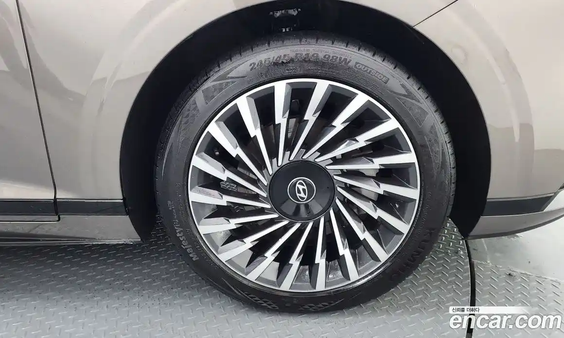 Hyundai Grandeur 2023 2.5 Автомат в Москве № 111404, фото 7