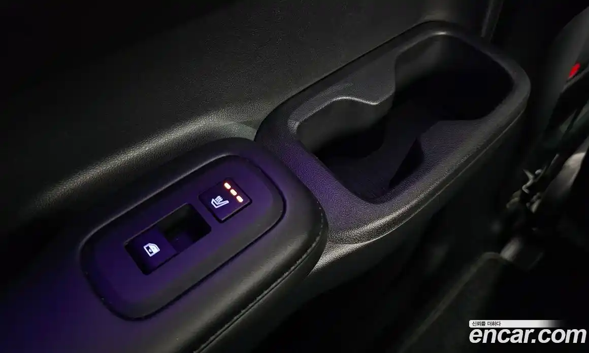 Hyundai Santa Fe 2024 1.6 Автомат в Москве № 112248, фото 17