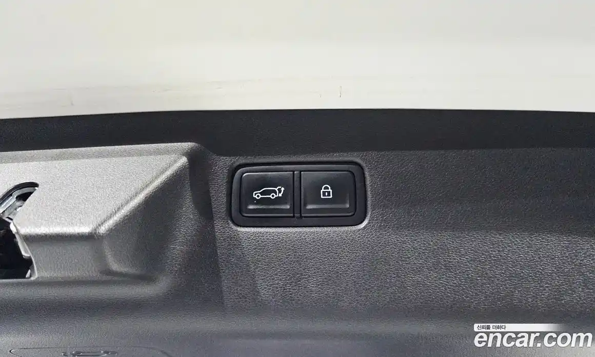 Hyundai Santa Fe 2024 1.6 Автомат в Москве № 112248, фото 20