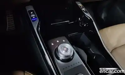 Kia Sorento 2024 2.5 Автомат в Москве № 115346, миниатюра 4