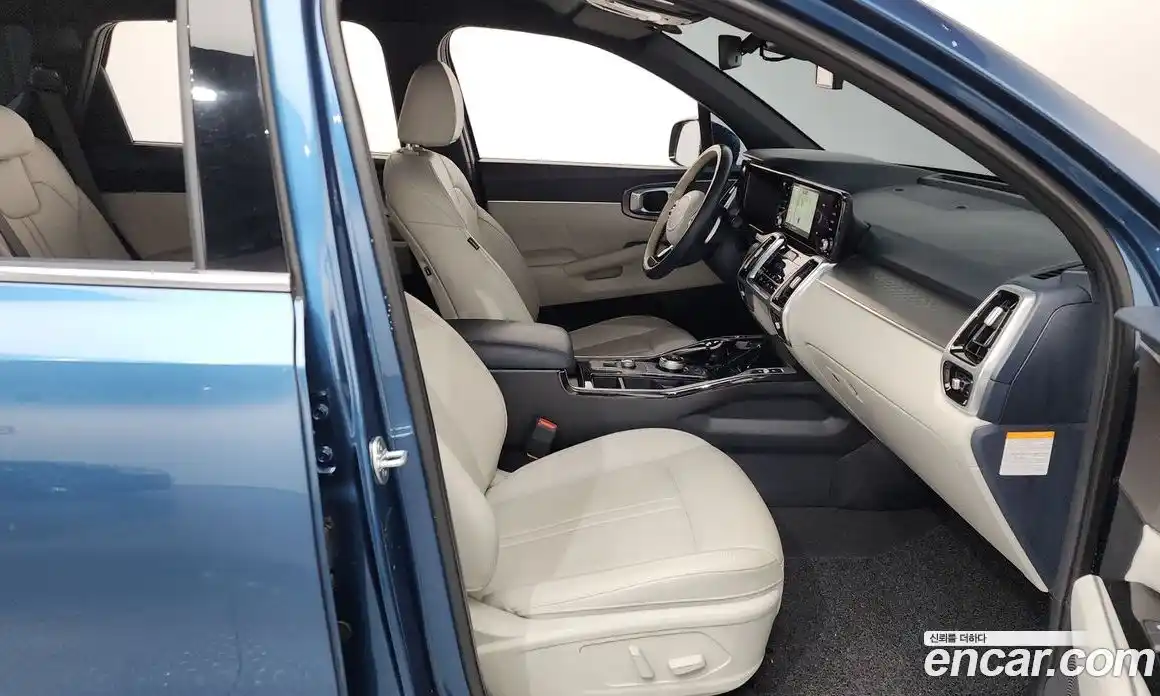 Kia Sorento 2022 1.6 Автомат в Москве № 122020, фото 17