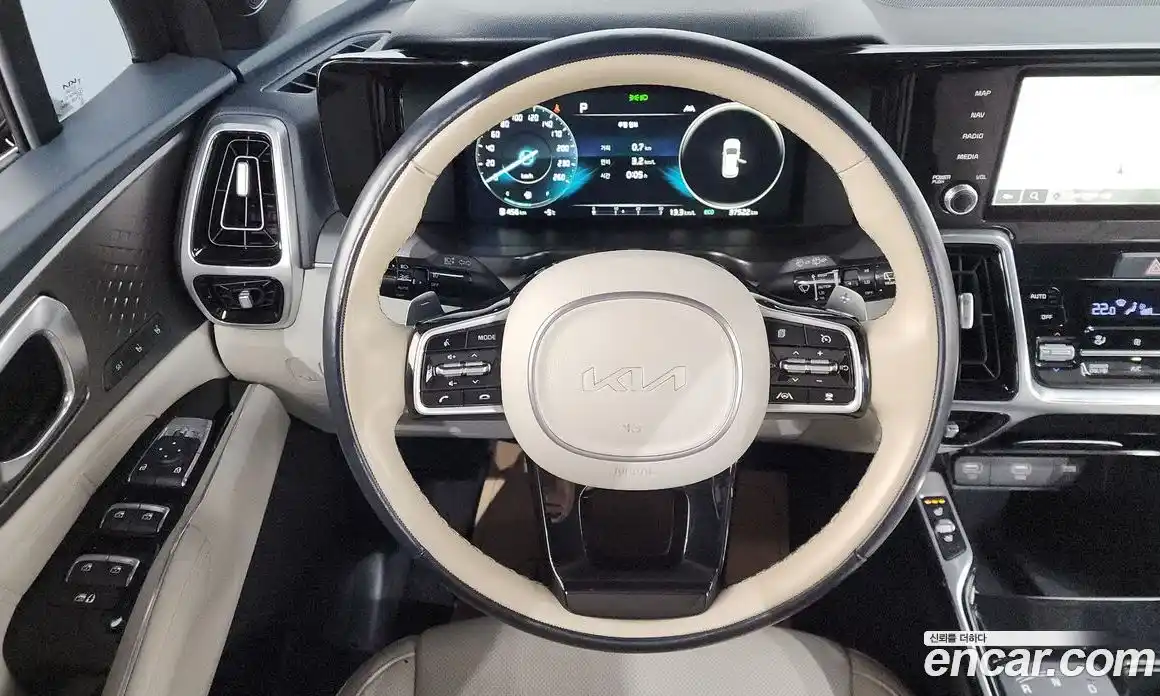 Kia Sorento 2022 1.6 Автомат в Москве № 122020, фото 19