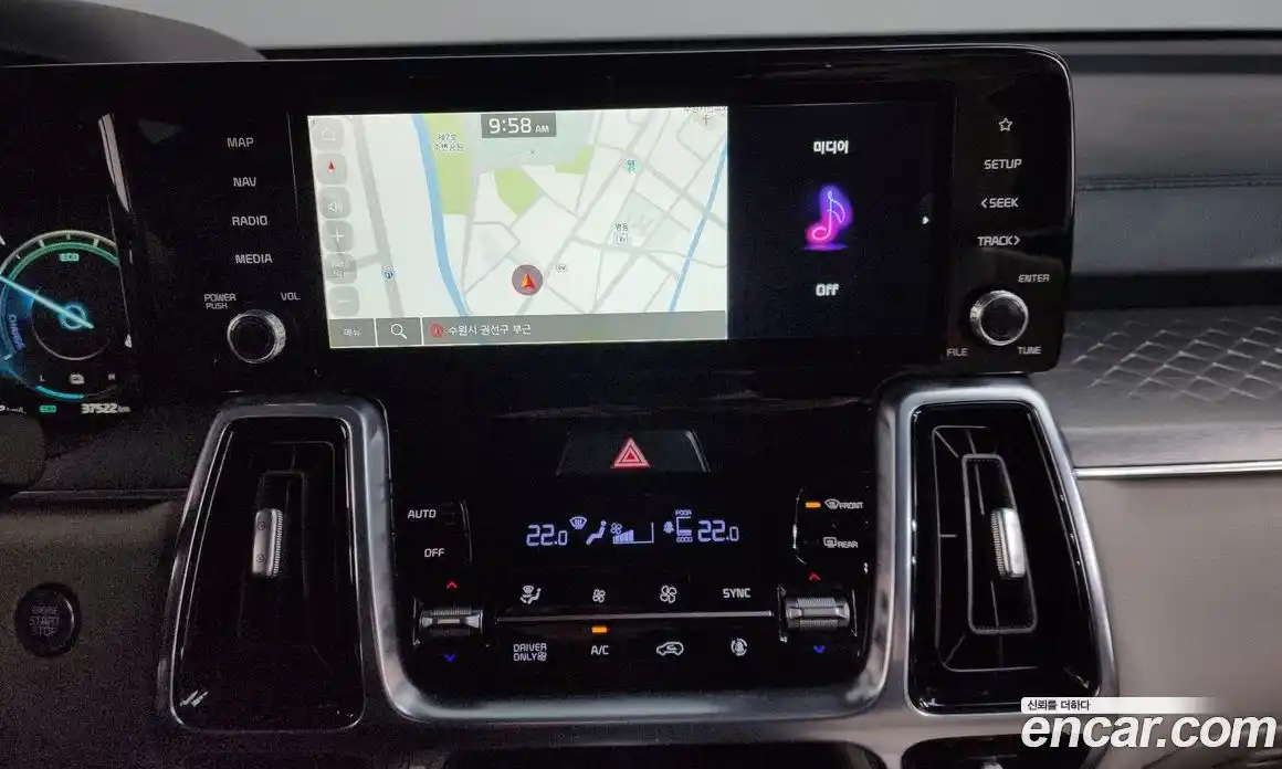 Kia Sorento 2022 1.6 Автомат в Москве № 122020, фото 3