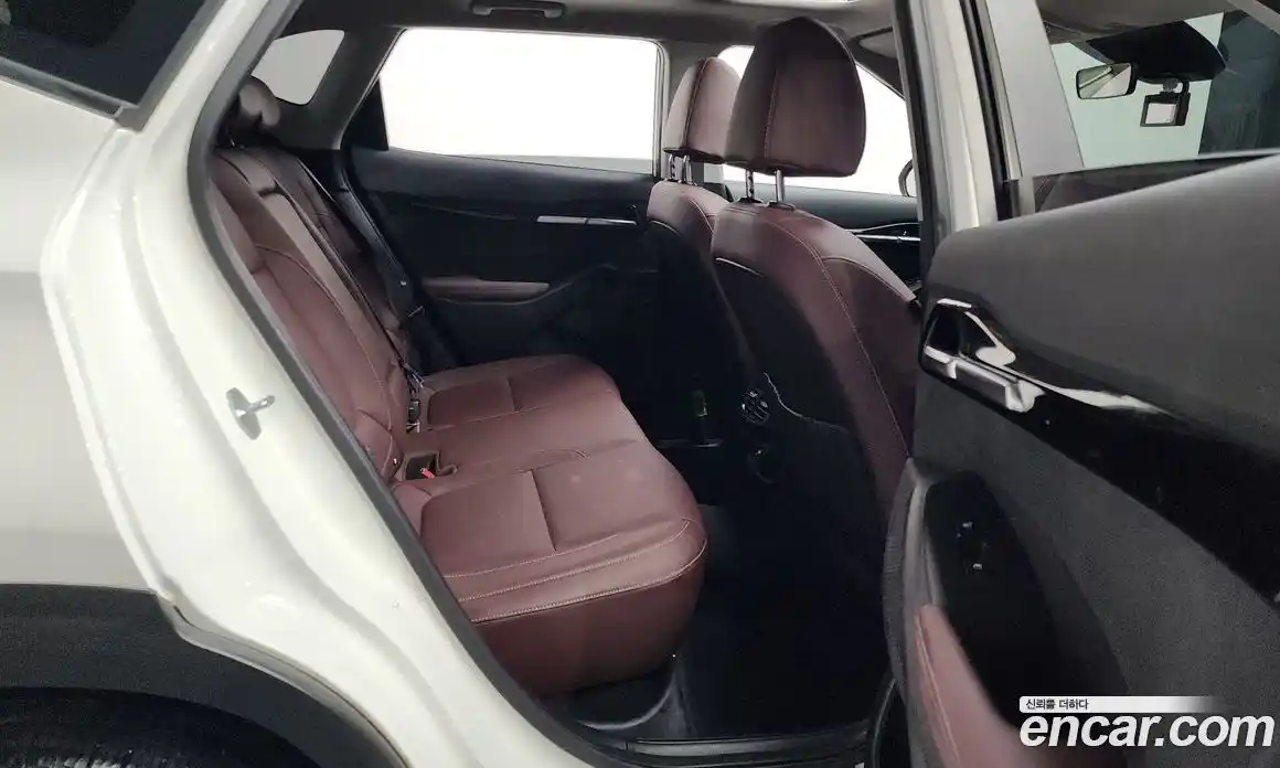 Kia Seltos 2020 1.6 Автомат в Москве № 122731, фото 14