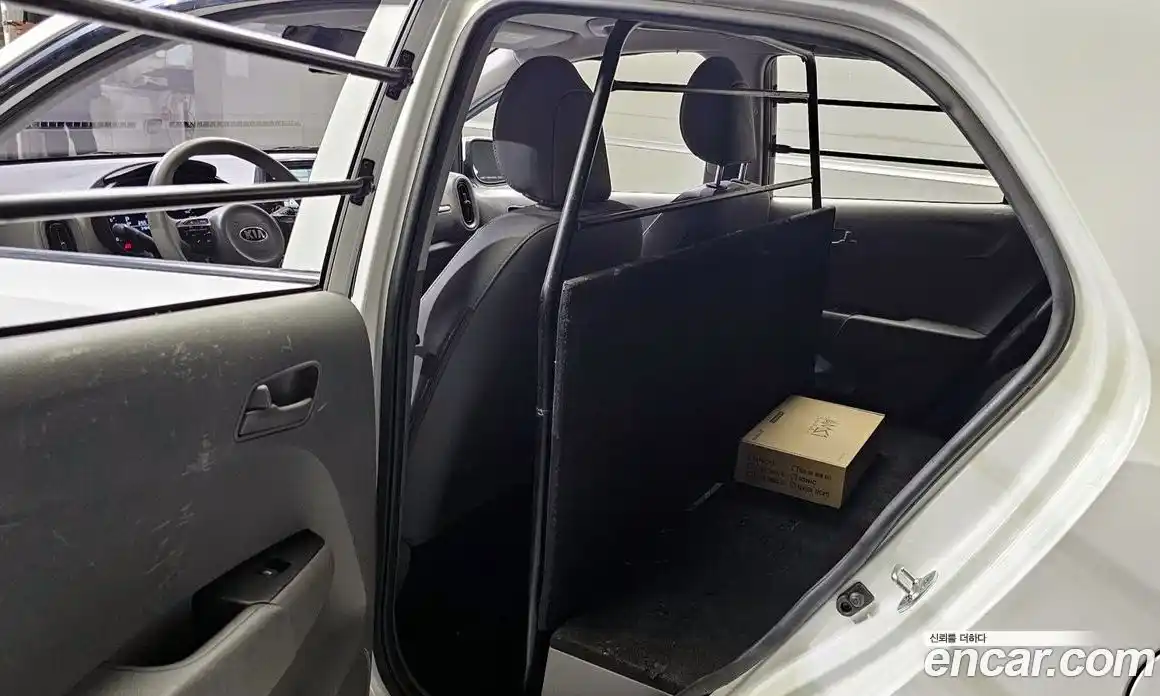 Kia Morning 2021 1.0 Автомат в Москве № 123739, фото 11