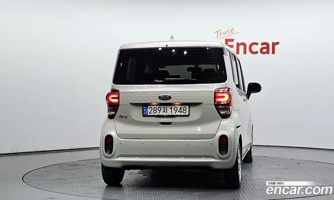 Kia Ray 2021 1.0 Автомат в Москве № 124168, фото 19