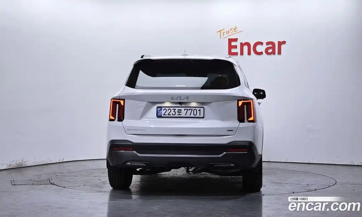 Kia Sorento 2024 1.6 Автомат в Москве № 12506, фото 3