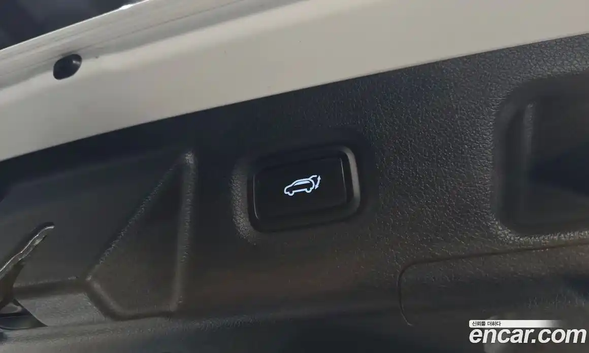 Hyundai Santa Fe 2022 1.6 Автомат в Москве № 126136, фото 11