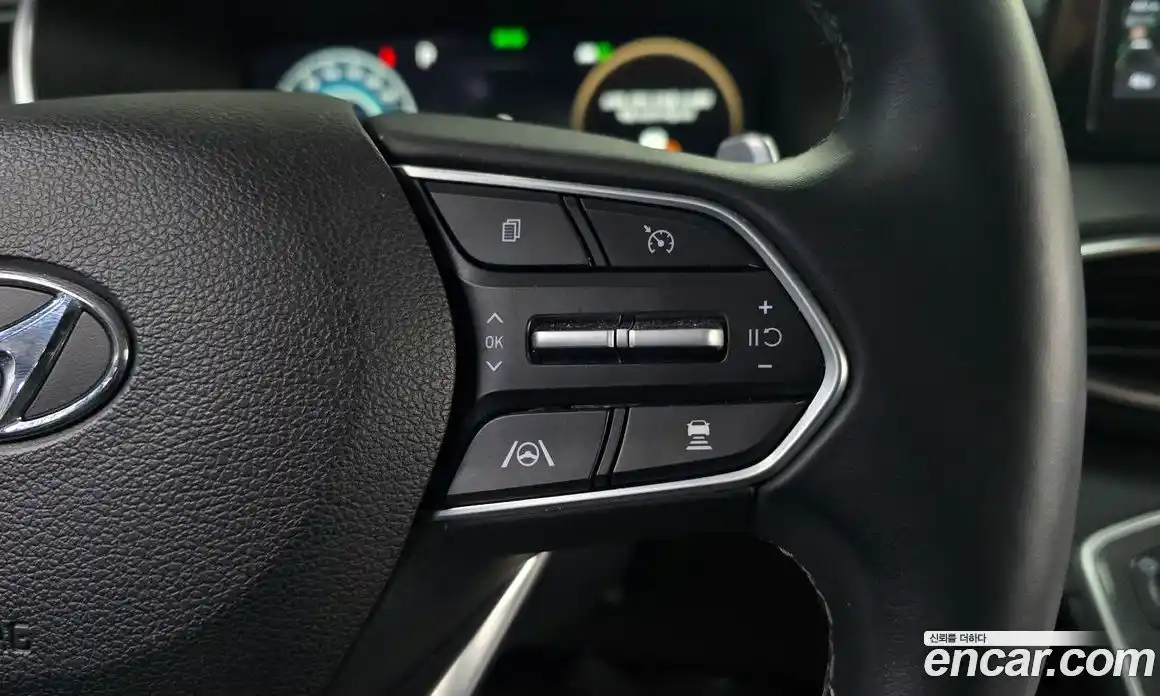 Hyundai Santa Fe 2022 1.6 Автомат в Москве № 126136, фото 14