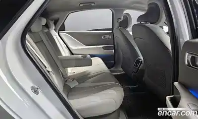 Hyundai Ioniq 6 2023 0.1 Автомат в Москве № 126905, миниатюра 2