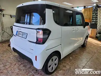 Kia Ray 2023 1.0 Автомат в Москве № 127602, миниатюра 2