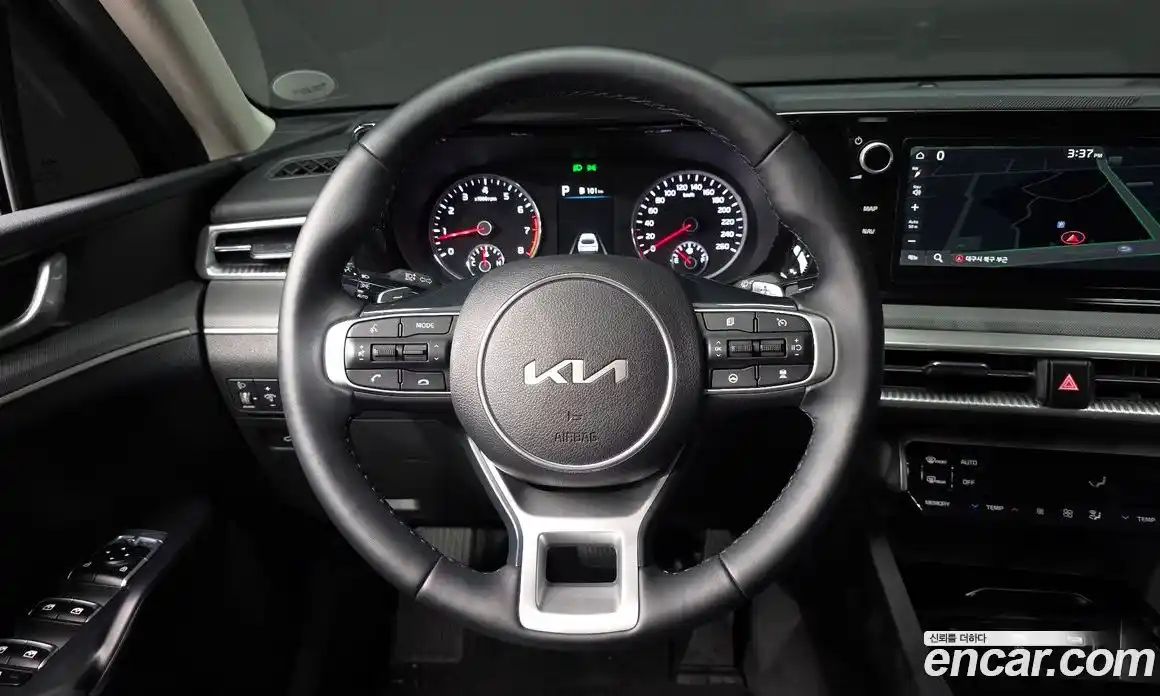 Kia K5 2023 2.0 Автомат в Москве № 128027, фото 13