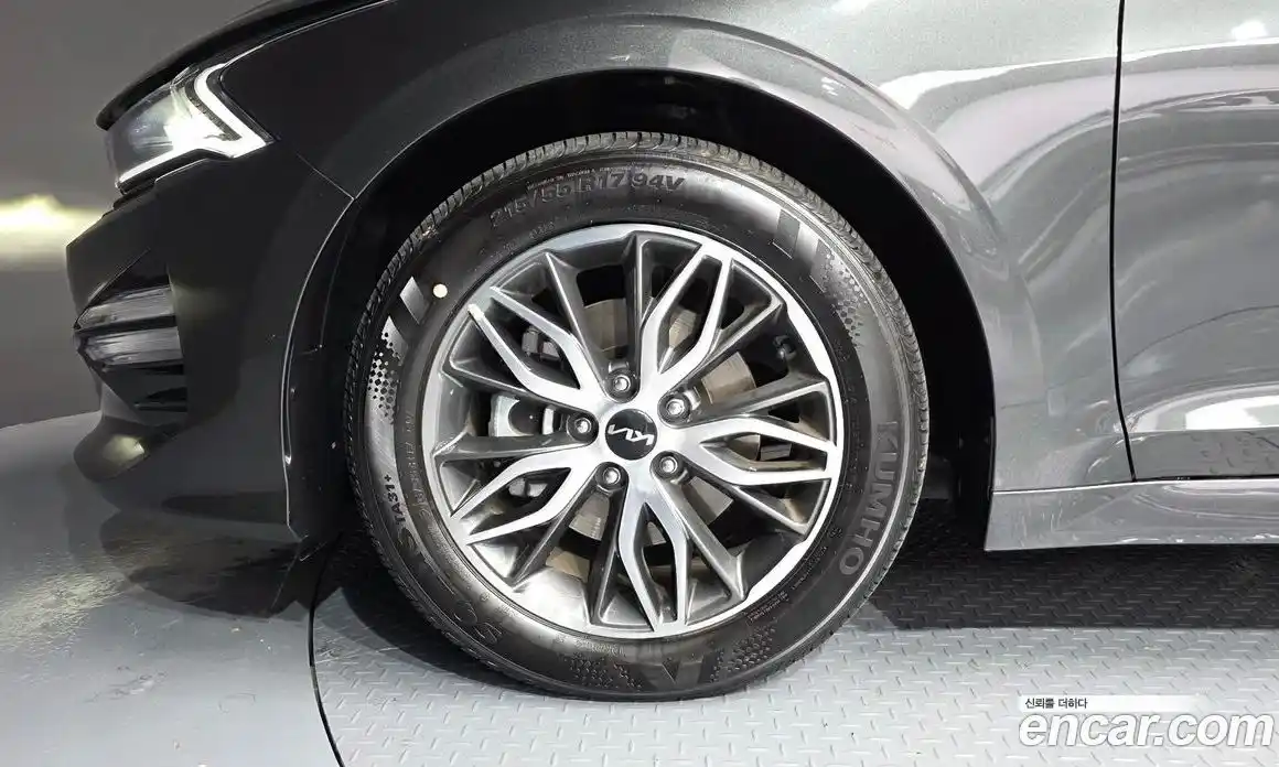 Kia K5 2023 2.0 Автомат в Москве № 128027, фото 5