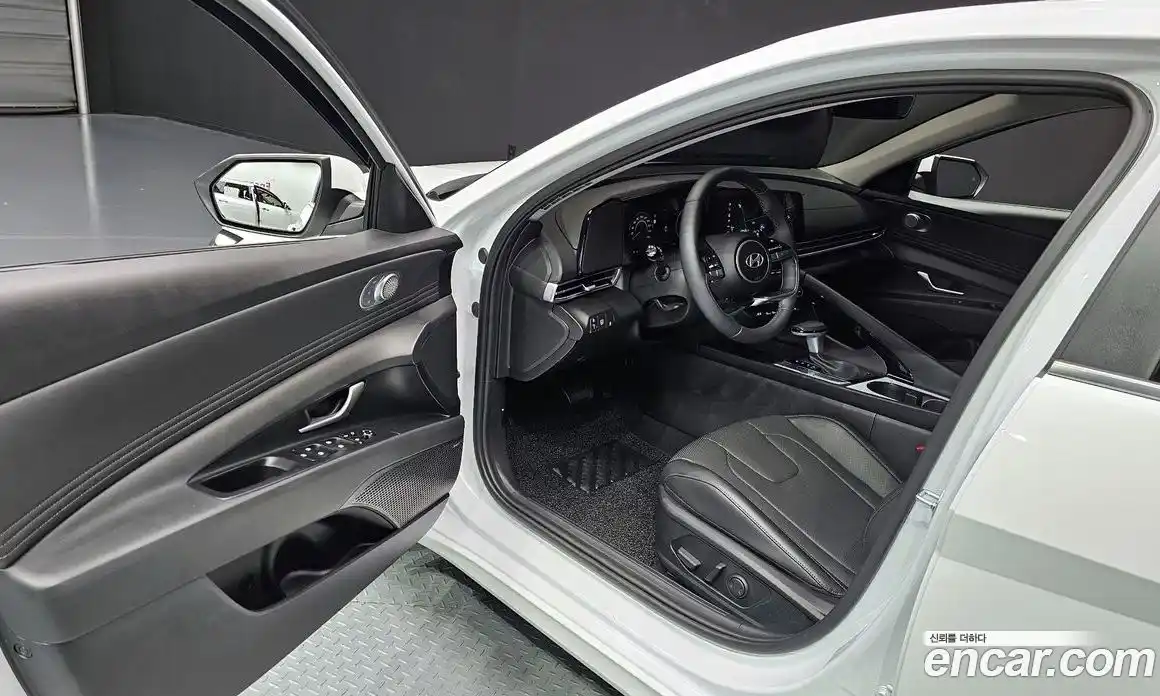 Hyundai Avante 2025 1.6 Автомат в Москве № 129572, фото 11