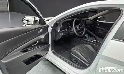 Hyundai Avante 2025 1.6 Автомат в Москве № 129572, миниатюра 11