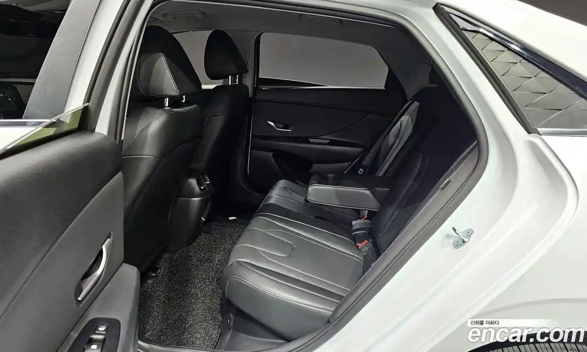 Hyundai Avante 2025 1.6 Автомат в Москве № 129572, фото 12