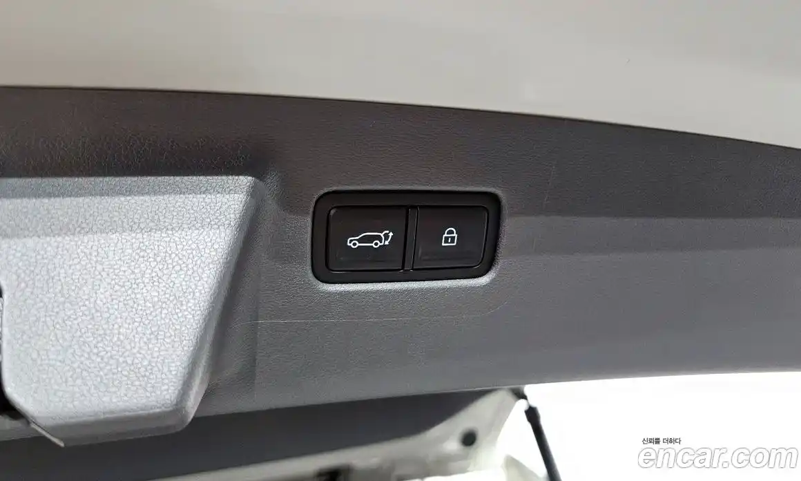 Hyundai Santa Fe 2024 2.5 Автомат в Москве № 129927, фото 14