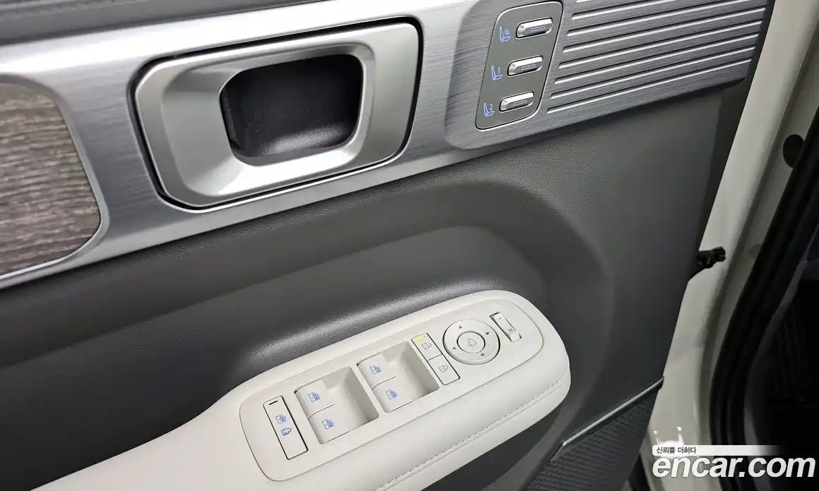 Hyundai Santa Fe 2024 2.5 Автомат в Москве № 129927, фото 9