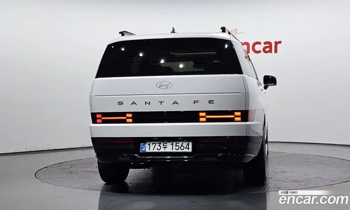 Hyundai Santa Fe 2024 1.6 Автомат в Москве № 130895, фото 1