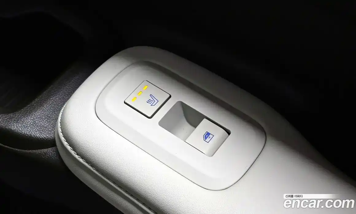 Hyundai Santa Fe 2024 1.6 Автомат в Москве № 130895, фото 14