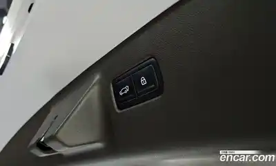 Hyundai Santa Fe 2024 1.6 Автомат в Москве № 130895, миниатюра 9