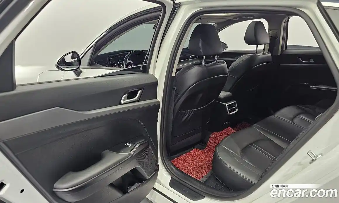 Kia K5 2023 1.6 Автомат в Москве № 132656, фото 10