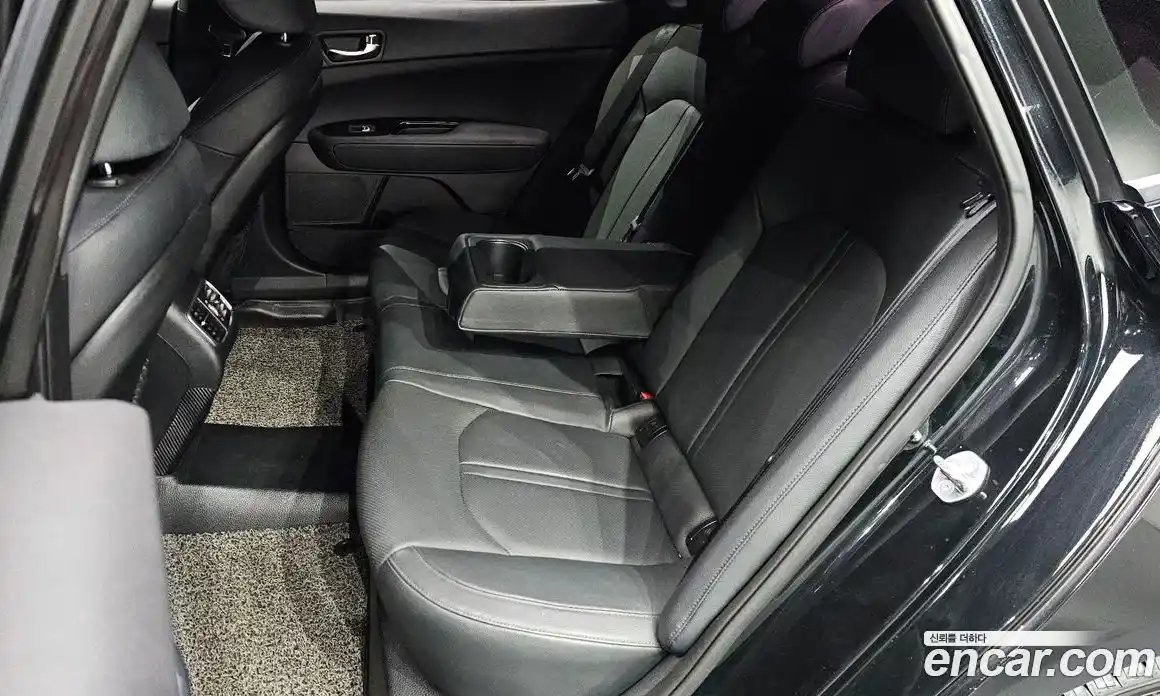 Kia K5 2017 2.0 Автомат в Москве № 134076, фото 10