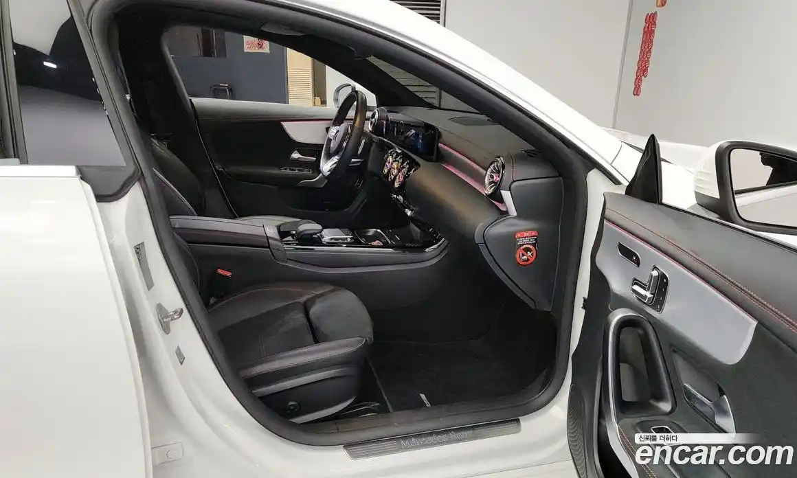 Mercedes-Benz CLA-Class 2021 2.0 Автомат в Москве № 140643, фото 8