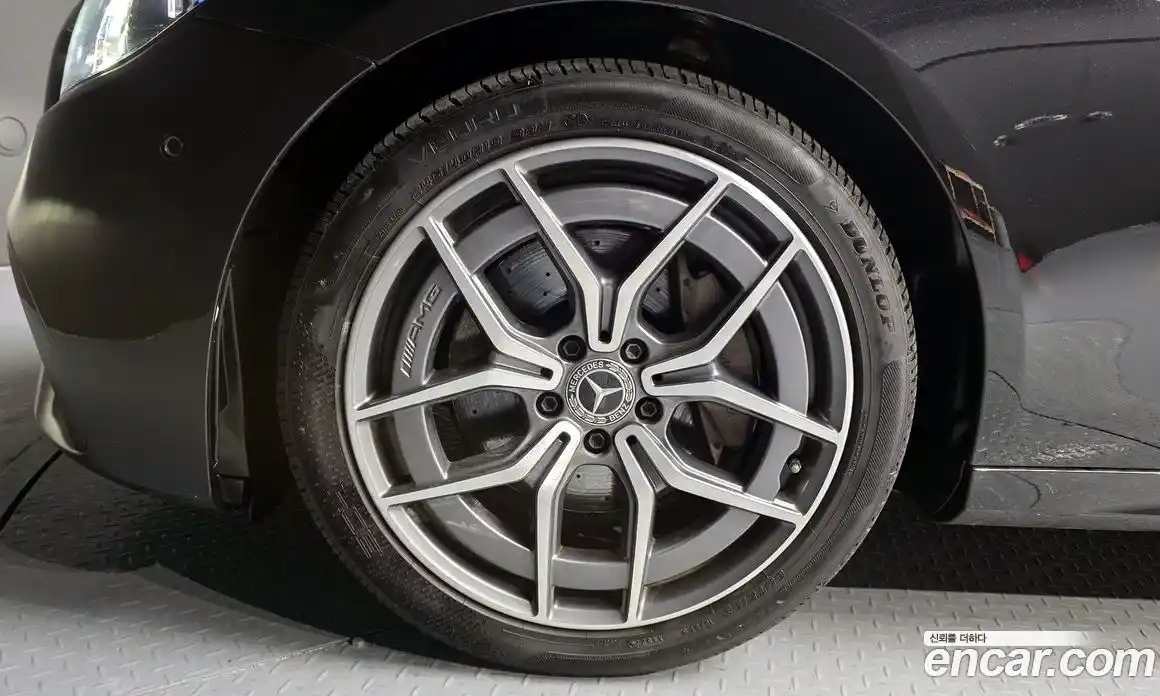 Mercedes-Benz E-Class 2021 1.9 Автомат в Москве № 142321, фото 11