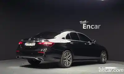Mercedes-Benz E-Class 2021 1.9 Автомат в Москве № 142321, миниатюра 3