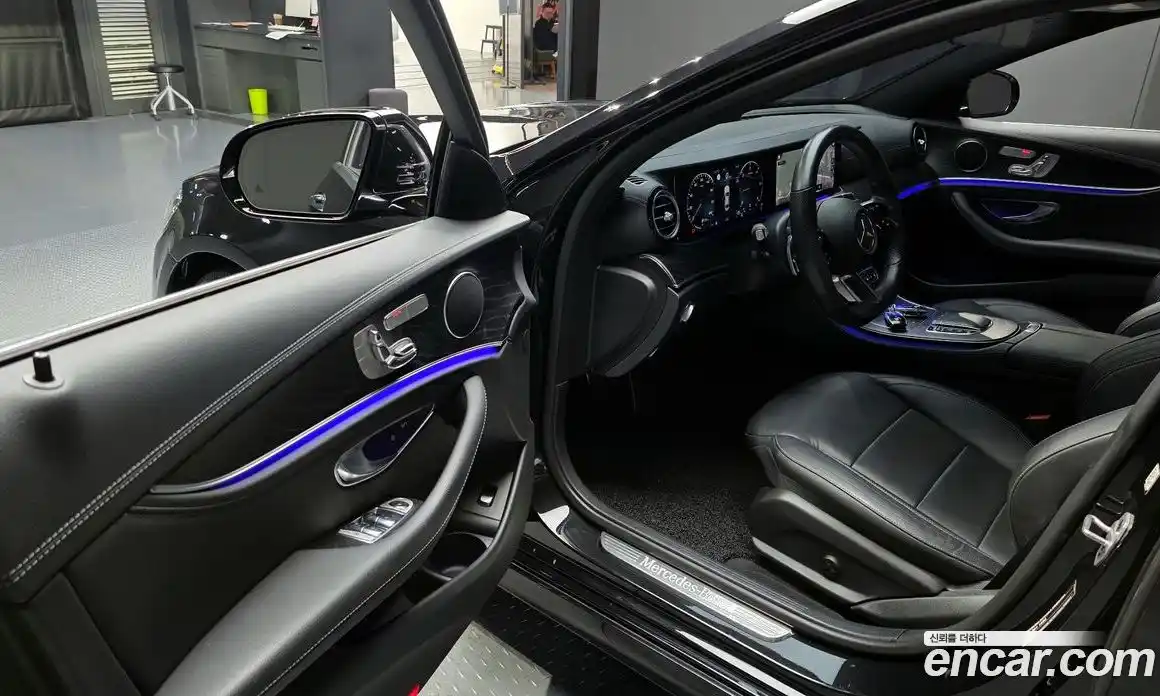 Mercedes-Benz E-Class 2021 1.9 Автомат в Москве № 142321, фото 9