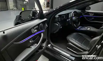 Mercedes-Benz E-Class 2021 1.9 Автомат в Москве № 142321, миниатюра 9