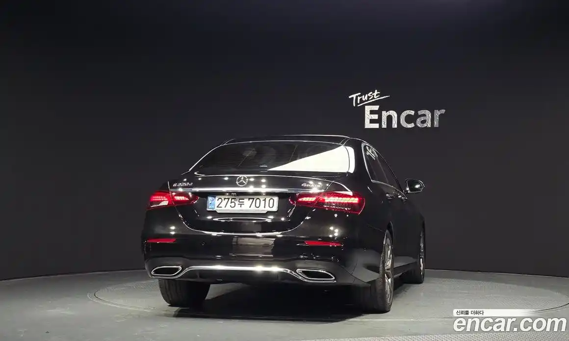 Mercedes-Benz E-Class 2021 1.9 Автомат в Москве № 142321, фото 10