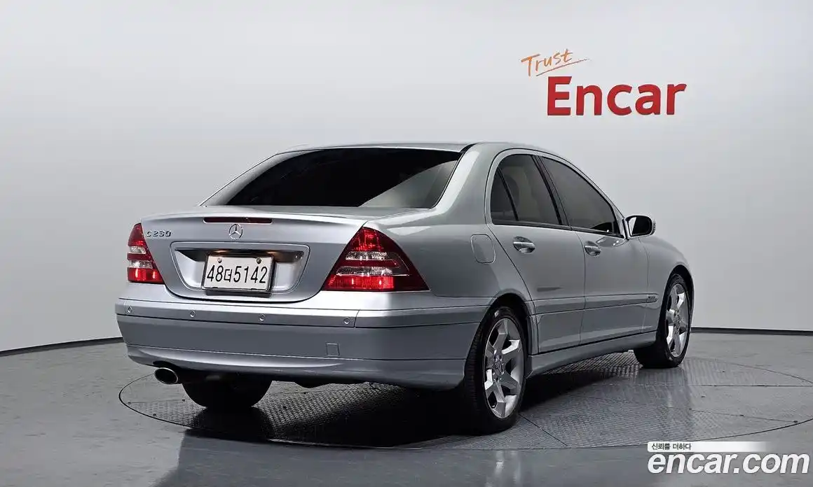 Mercedes-Benz C-Class 2007 2.5 Автомат в Москве № 142888, фото 5