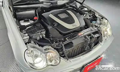 Mercedes-Benz C-Class 2007 2.5 Автомат в Москве № 142888, миниатюра 6