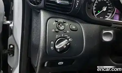 Mercedes-Benz C-Class 2007 2.5 Автомат в Москве № 142888, миниатюра 7