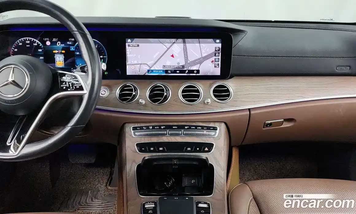 Mercedes-Benz E-Class 2021 2.0 Автомат в Москве № 143558, фото 14