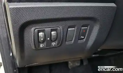 Renault QM3 2015 1.5 Автомат в Москве № 148748, миниатюра 3