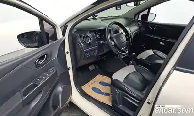 Renault QM3 2015 1.5 Автомат в Москве № 148748, миниатюра 7