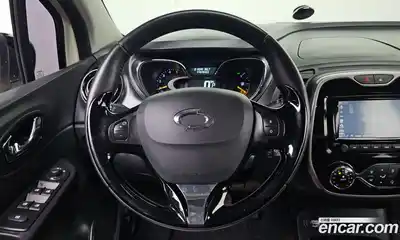 Renault QM3 2015 1.5 Автомат в Москве № 148748, миниатюра 8