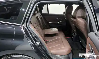 BMW 3-Series 2023 3.0 Автомат в Москве № 154650, миниатюра 12