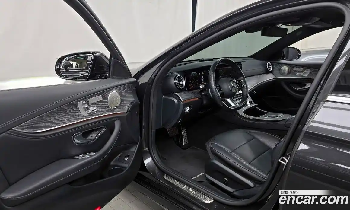 Mercedes-Benz E-Class 2022 2.0 Автомат в Москве № 160498, фото 16