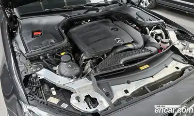 Mercedes-Benz E-Class 2022 2.0 Автомат в Москве № 160498, миниатюра 5