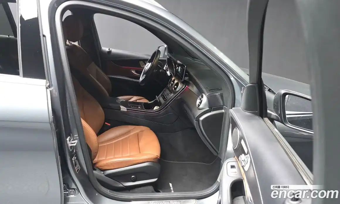 Mercedes-Benz GLC-Class 2022 2.0 Автомат в Москве № 160762, фото 4