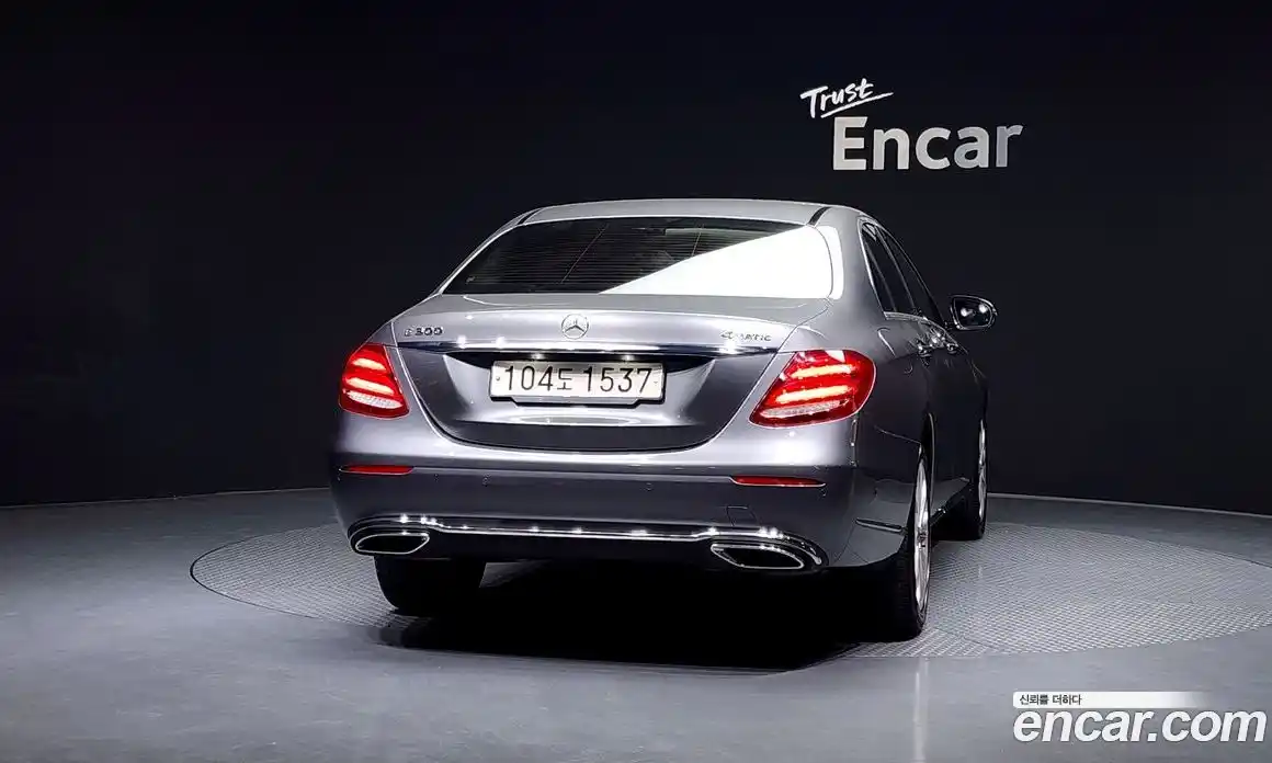 Mercedes-Benz E-Class 2020 2.0 Автомат в Москве № 161839, фото 19