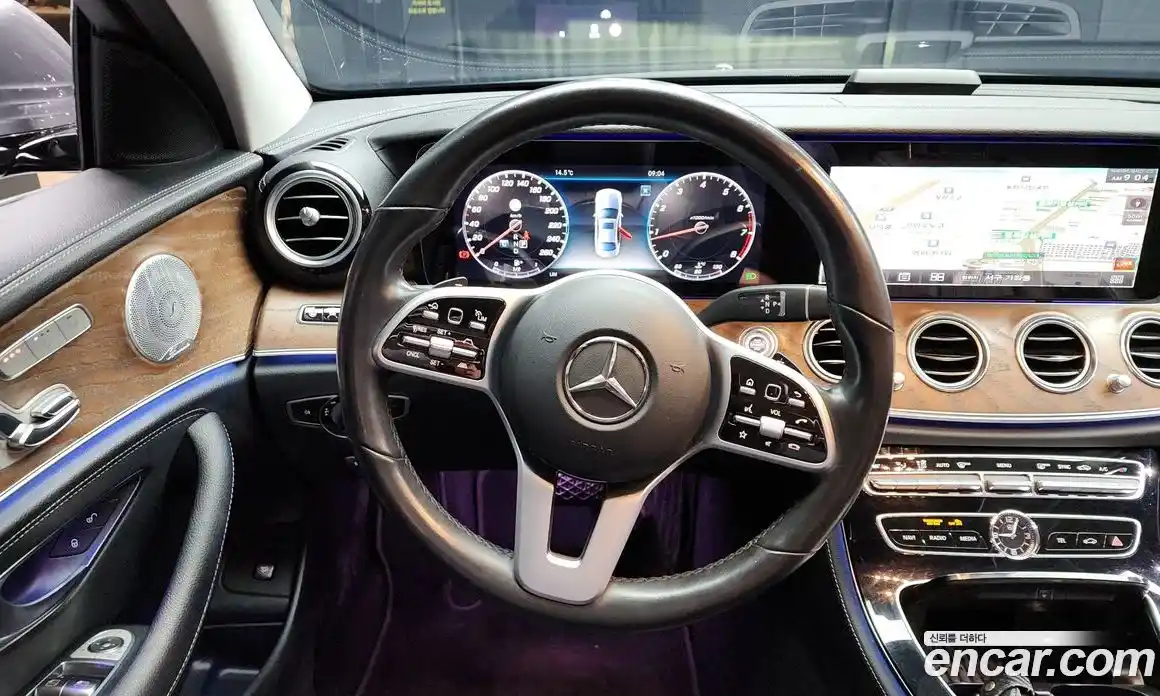 Mercedes-Benz E-Class 2020 2.0 Автомат в Москве № 161839, фото 9