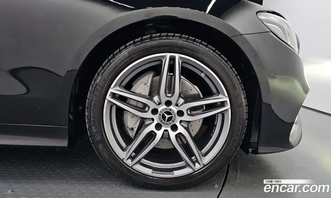 Mercedes-Benz E-Class 2019 1.9 Автомат в Москве № 161845, фото 5