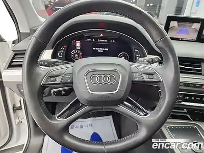 Audi Q7 2019 2.0 Автомат в Москве № 163579, миниатюра 9
