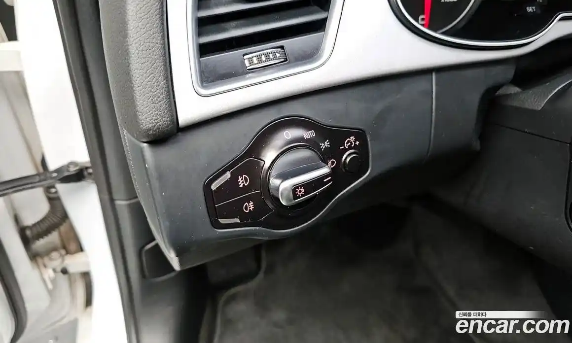 Audi A4 2016 2.0 Автомат в Москве № 163718, фото 5