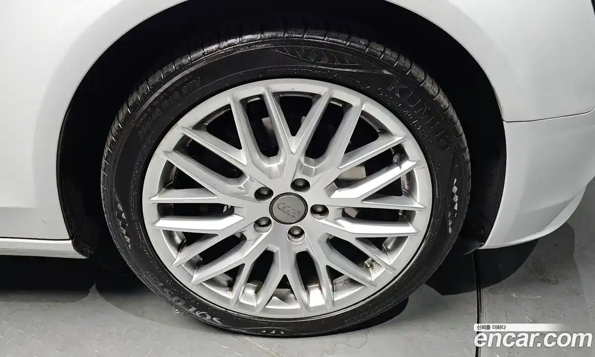 Audi A4 2016 2.0 Автомат в Москве № 163718, фото 7